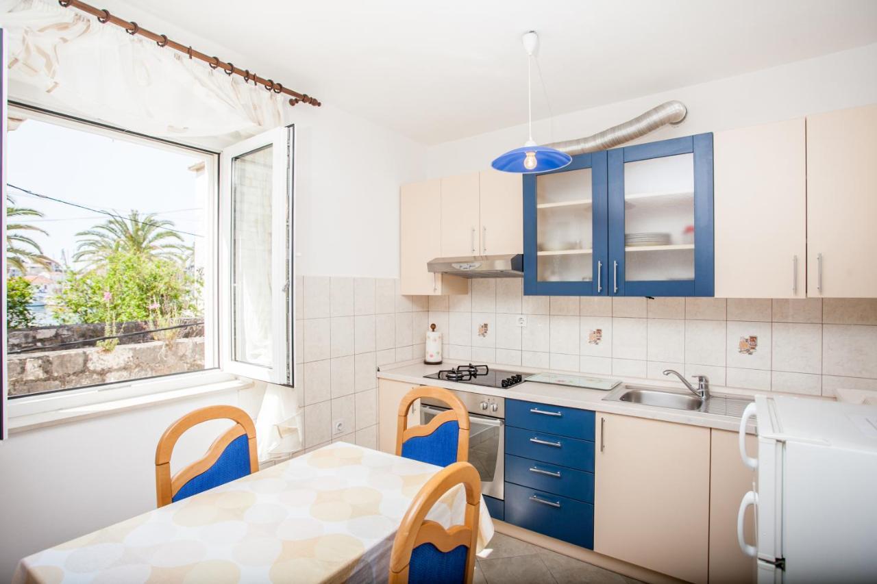 Apartments Ivomar Trogir Eksteriør billede
